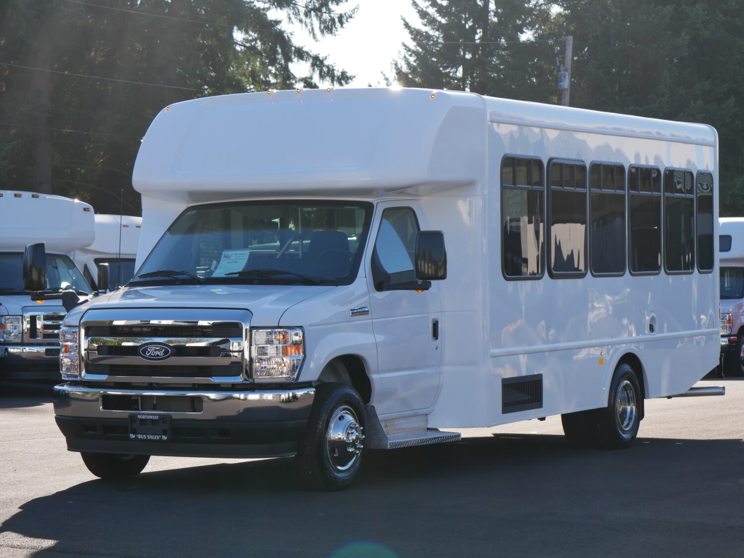 2026 Ford E450 Turtle Top Terra Transit Commercial Shuttle Bus
