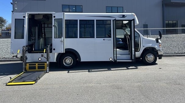 2026 Ford E-450 Wheelchair Shuttle Bus