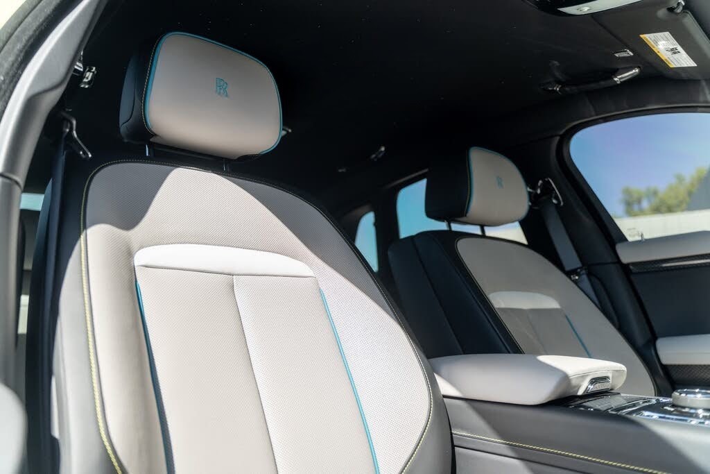 2025 Rolls-Royce Ghost Black Badge — Luxury Sedan