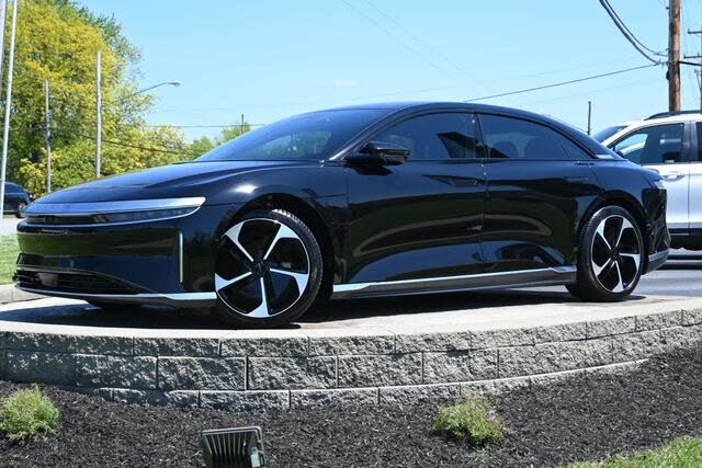 2023 Lucid Air Touring AWD – Luxury Electric Vehicle