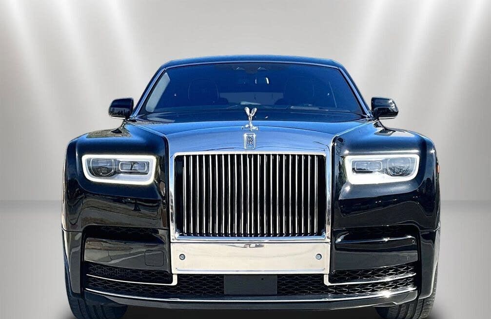 2020 Rolls-Royce Phantom RWD – Timeless Luxury & V12 Power