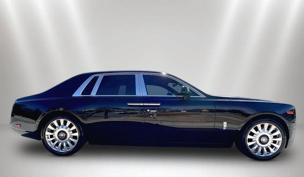 2020 Rolls-Royce Phantom RWD – Timeless Luxury & V12 Power