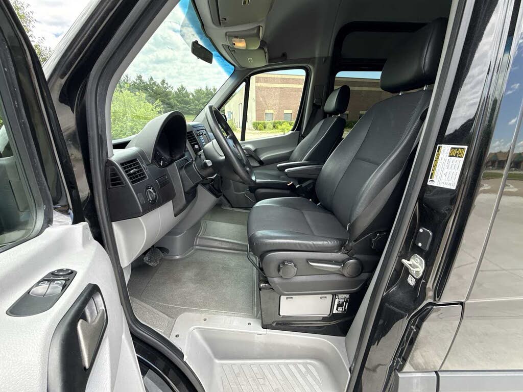Reliable 2018 Mercedes-Benz Sprinter with V6 Diesel Power