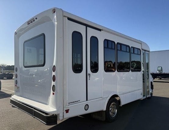 2021 Ford E-450