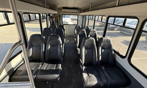2021 Ford E-450