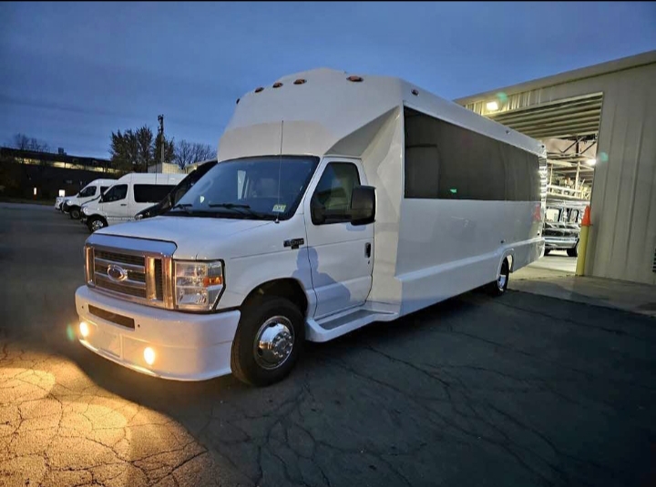 2011 Ford E-350 Party Bus