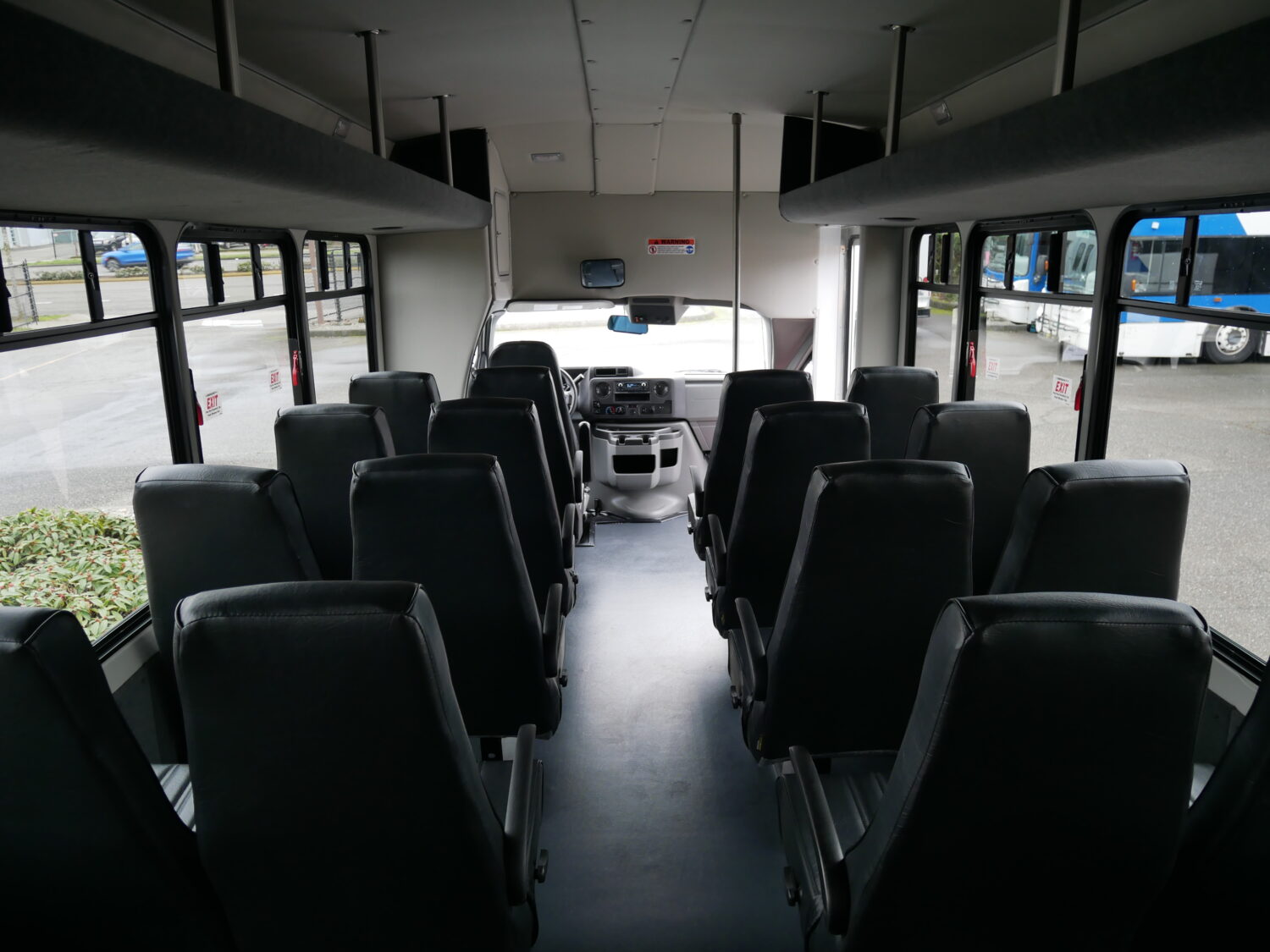 Premium 2026 24-Passenger Ford Starcraft MVP Shuttle Bus