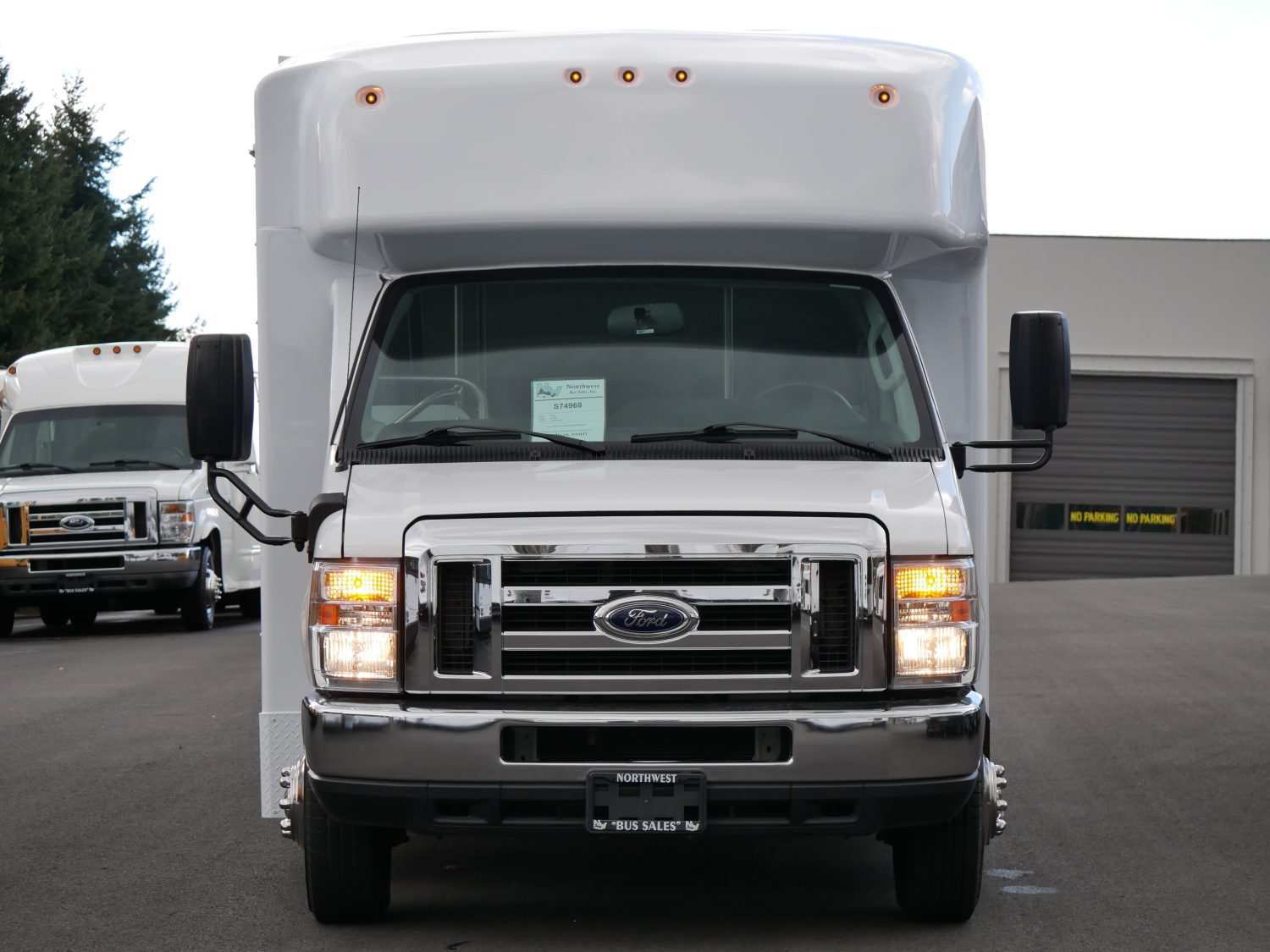 Reliable 2019 Ford Eldorado Wheelchair Accessible Shuttle Bus