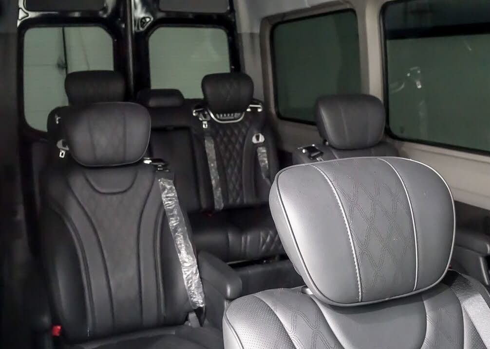 2016 Mercedes-Benz Sprinter 2500 Passenger Van – Reliable & Spacious