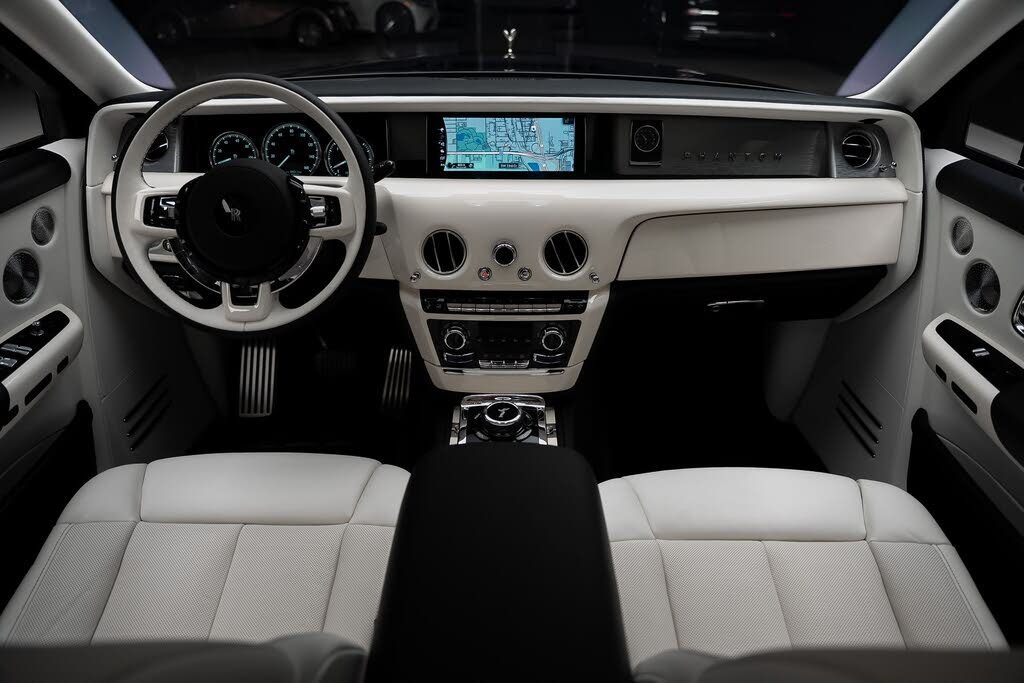 2024 Rolls-Royce Phantom EWB RWD – Ultra-Luxury Sedan
