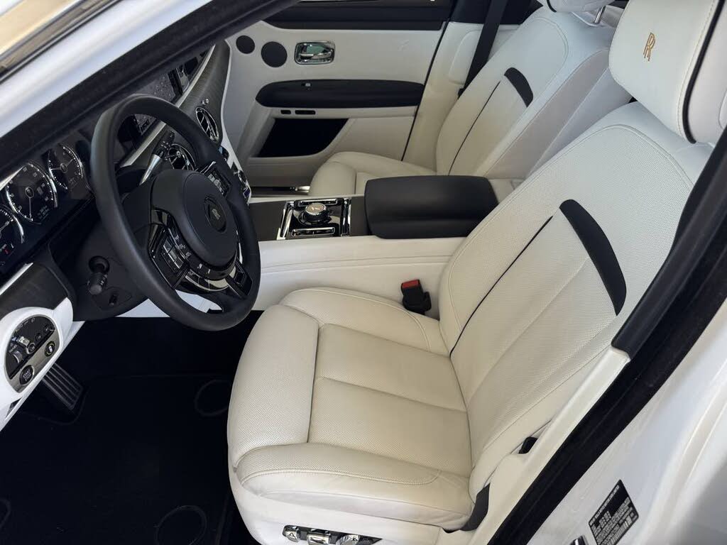 2022 Rolls-Royce Ghost AWD -Sedan