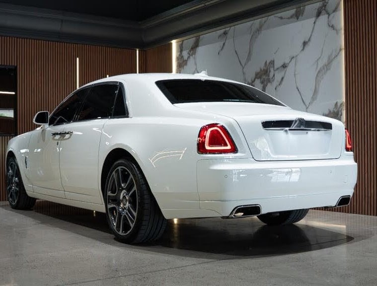 2017 Rolls-Royce Ghost Series II - Sedan