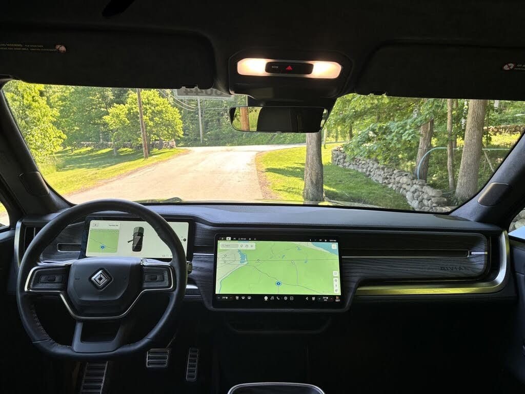 2024 Rivian R1S Adventure Dual Motor AWD-SUV