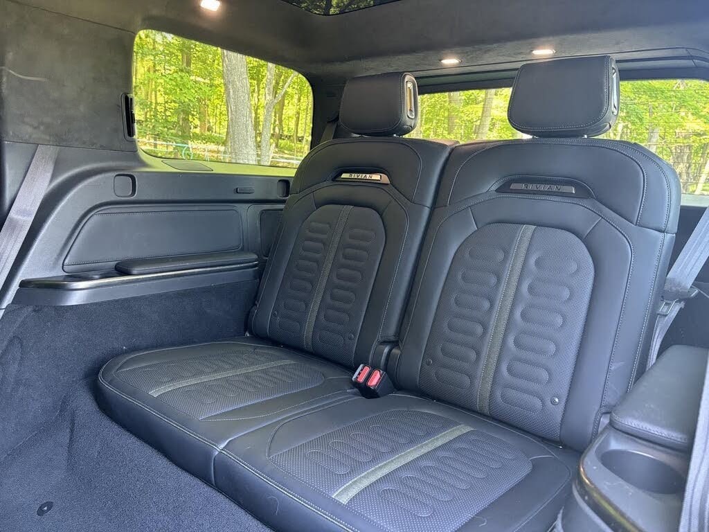 2024 Rivian R1S Adventure Dual Motor AWD-SUV