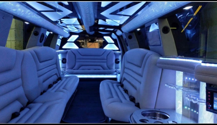 2018 Cadillac Escalade SUV Stretch Limousine
