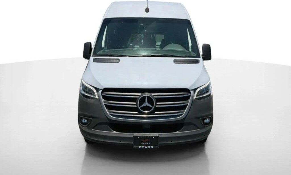 Reliable 2022 Mercedes-Benz Sprinter 2500 Diesel Passenger Van