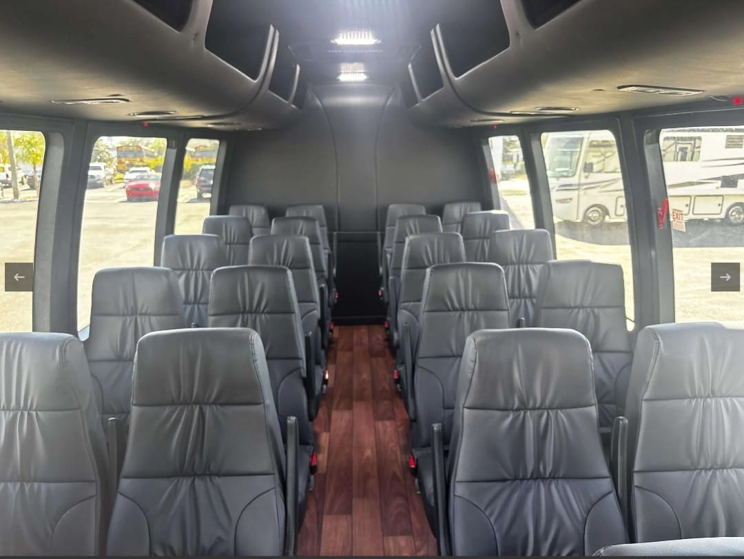 2026 Ford E450 Elkhart Custom Designs KSIR 290