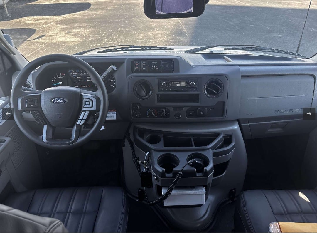 2026 Ford E450 Elkhart Custom Designs KSIR 290