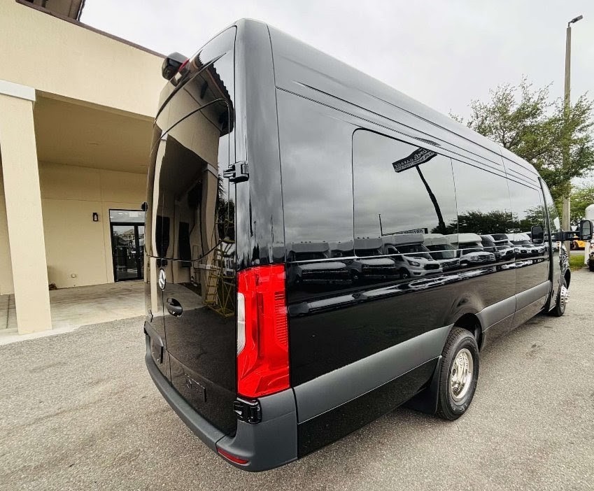 2026 Mercedes-Benz 3500 Sprinter Executive