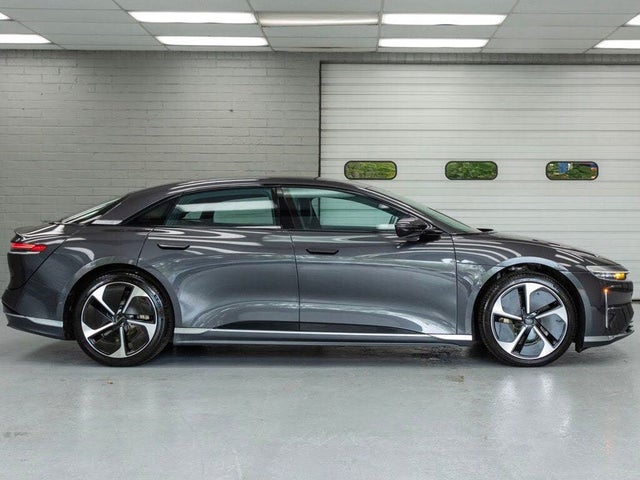 2024 Lucid Air Touring AWD – Luxury Electric Sedan