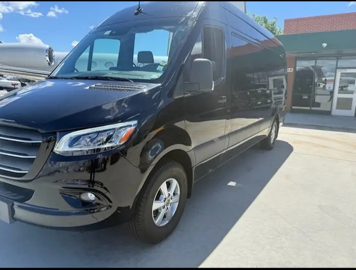 2023 Mercedes Benz Sprinter