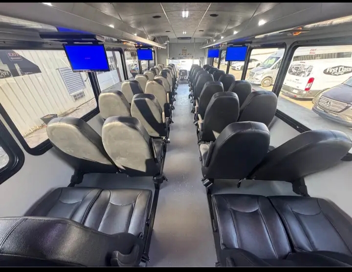 2017 Freightliner SC2 Shuttle Bus