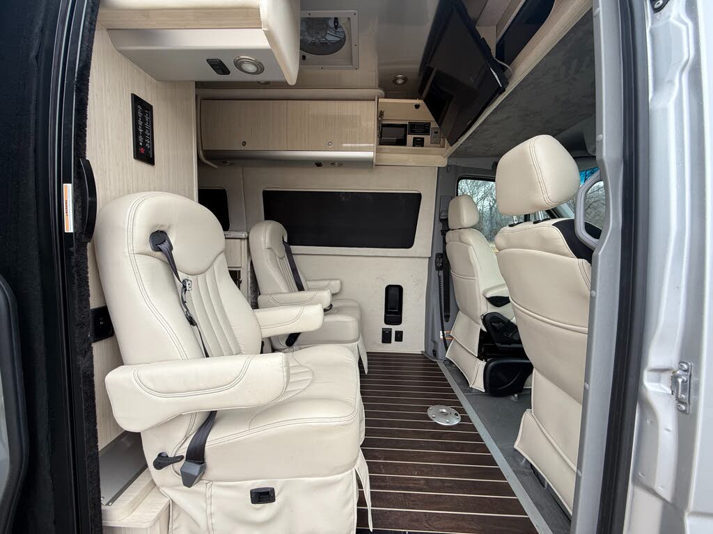 Premium 2017 Mercedes-Benz Sprinter 2500 Passenger Van