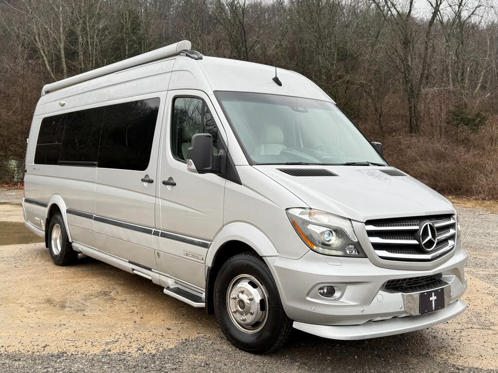 Premium 2017 Mercedes-Benz Sprinter 2500 Passenger Van
