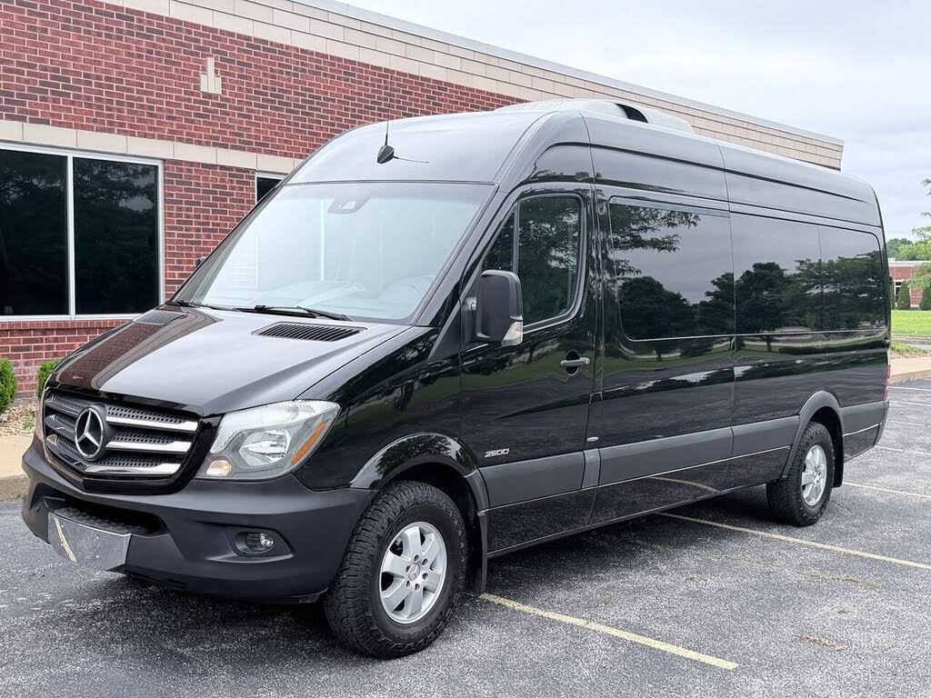 2014 Mercedes-Benz Sprinter 2500 170 WB Extended Van – Reliable & Spacious