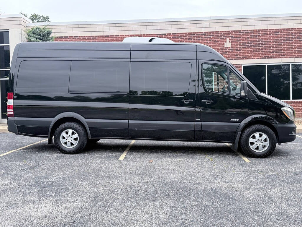 2014 Mercedes-Benz Sprinter 2500 170 WB Extended Van – Reliable & Spacious