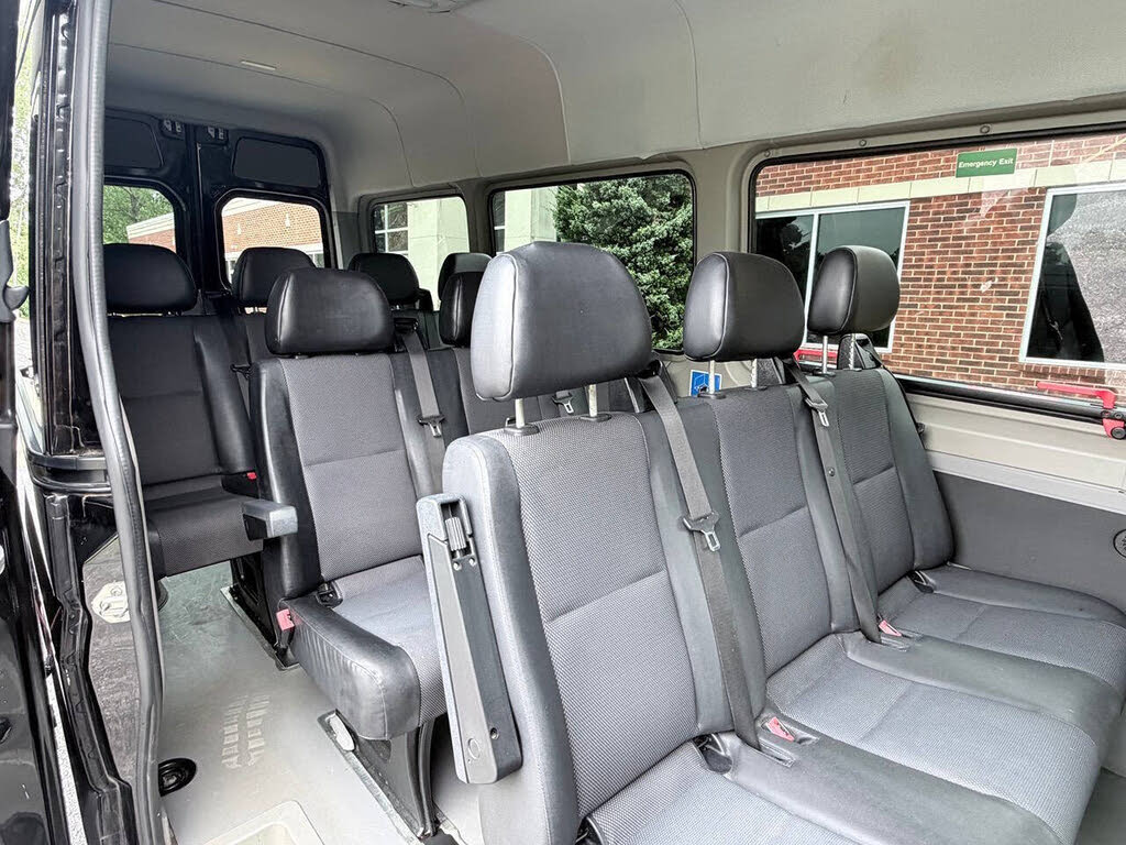 2014 Mercedes-Benz Sprinter 2500 170 WB Extended Van – Reliable & Spacious