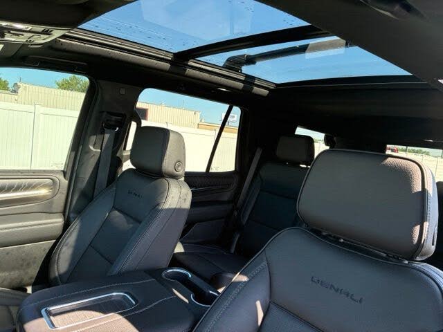 2024 GMC Yukon Denali 4WD – Luxury SUV with 420-HP V8