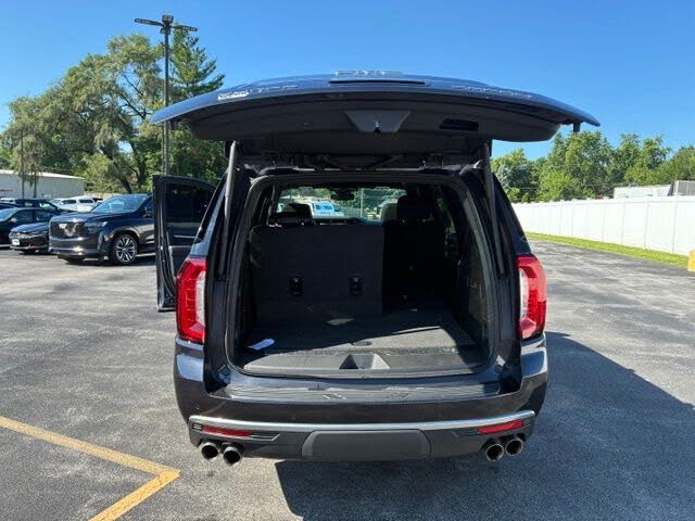 2024 GMC Yukon Denali 4WD – Luxury SUV with 420-HP V8