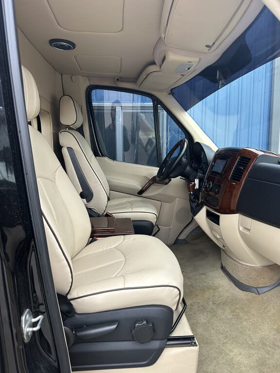 Reliable 2014 Mercedes-Benz Sprinter 2500 High Roof 170 WB Van
