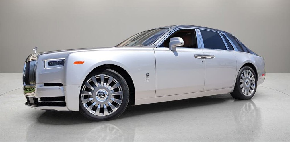 Luxury Redefined – 2020 Rolls-Royce Phantom RWD