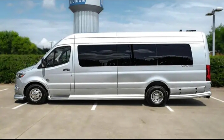 2023 Mercedes Benz Sprinter