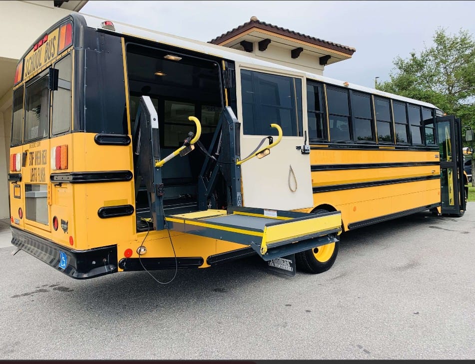 2018 Thomas Built Saf-T-Liner School Bus
