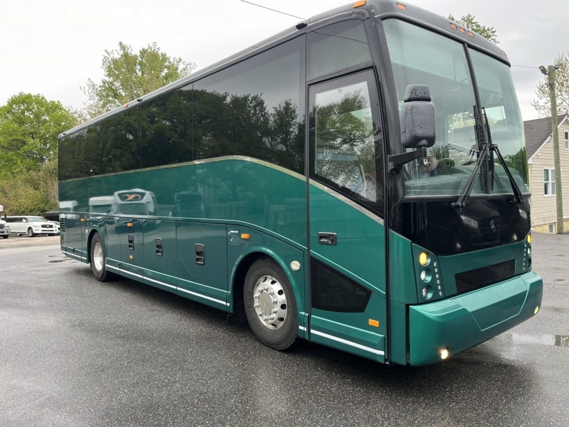 Premium 2017 Van Hool CX 35 with Cummins Diesel Engine
