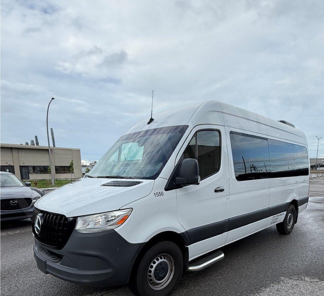 Premium 12-Passenger 2022 Mercedes-Benz Sprinter Limo Bus