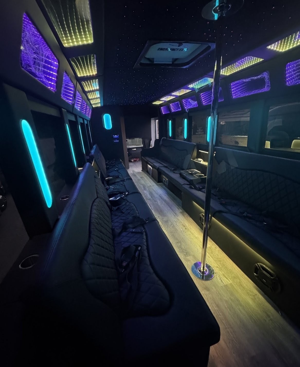 Reliable 30-Passenger 2018 Starcraft Ford F550 Bus