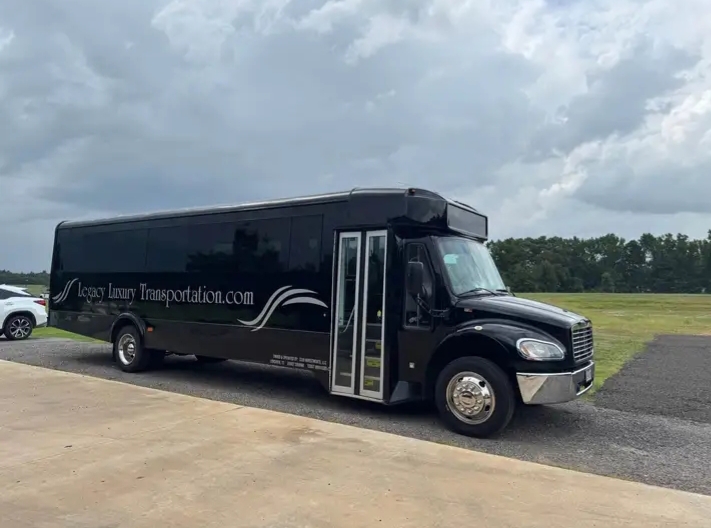 2018 Glaval Freightliner Shuttle Bus