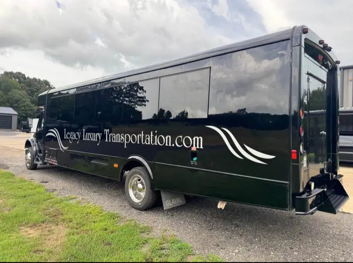 2018 Glaval Freightliner Shuttle Bus