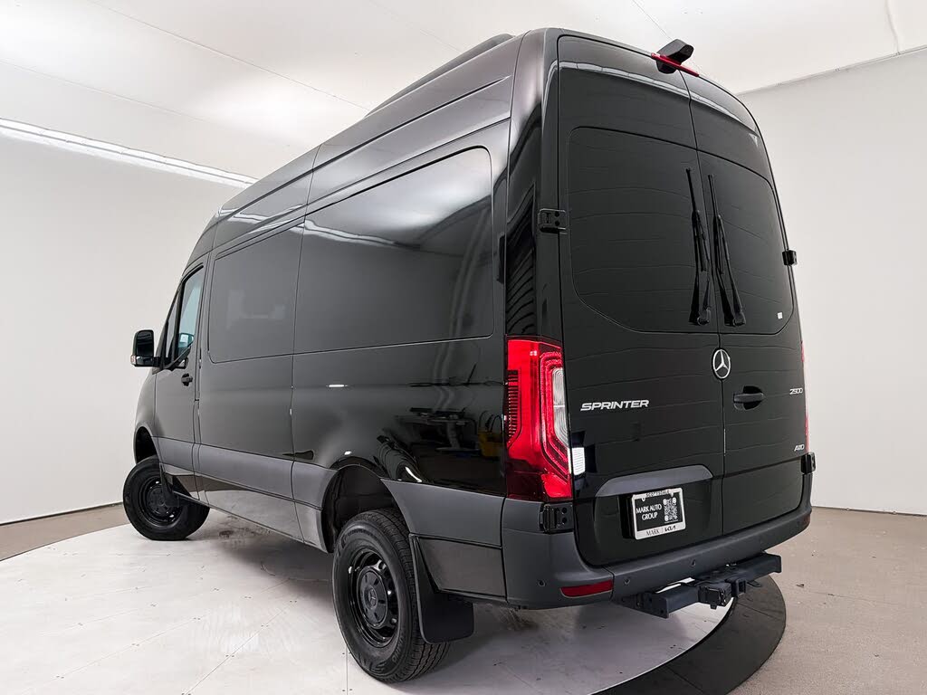 Luxury 2024 Mercedes-Benz Sprinter 2500 Passenger Van