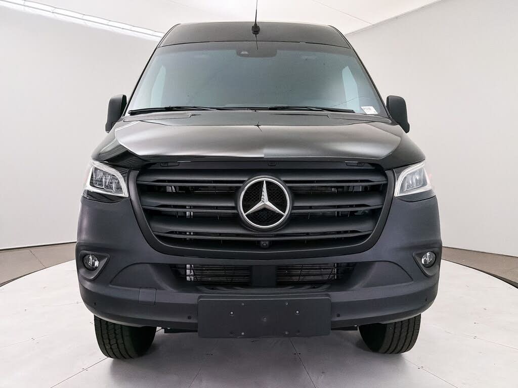Luxury 2024 Mercedes-Benz Sprinter 2500 Passenger Van