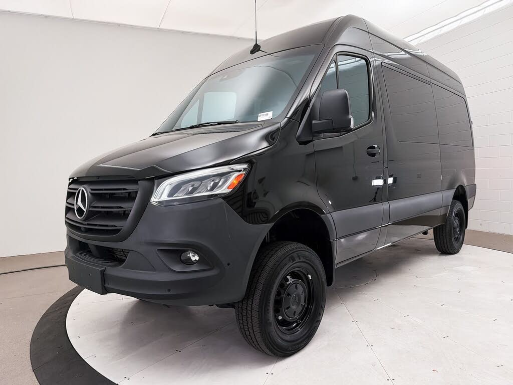 Luxury 2024 Mercedes-Benz Sprinter 2500 Passenger Van