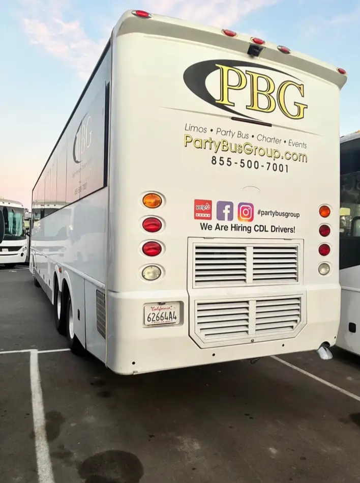 2012 Freightliner Workhorse Motorcoach