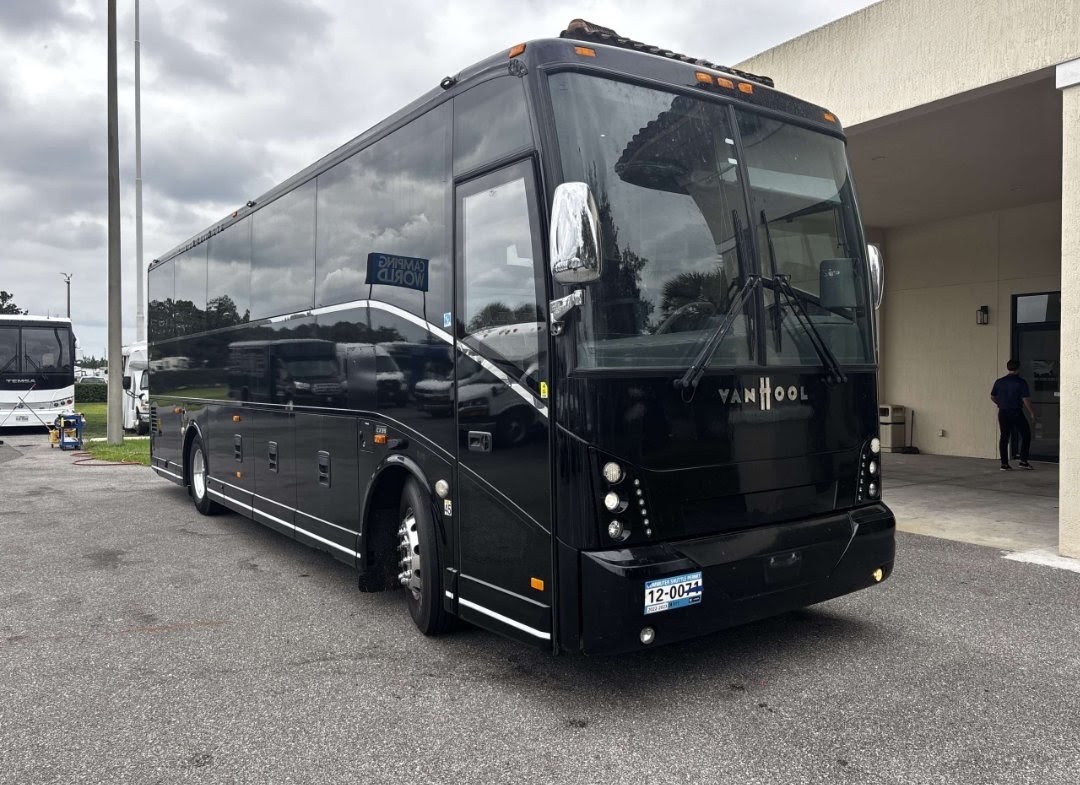2016 Van Hool CX35 Charter Bus