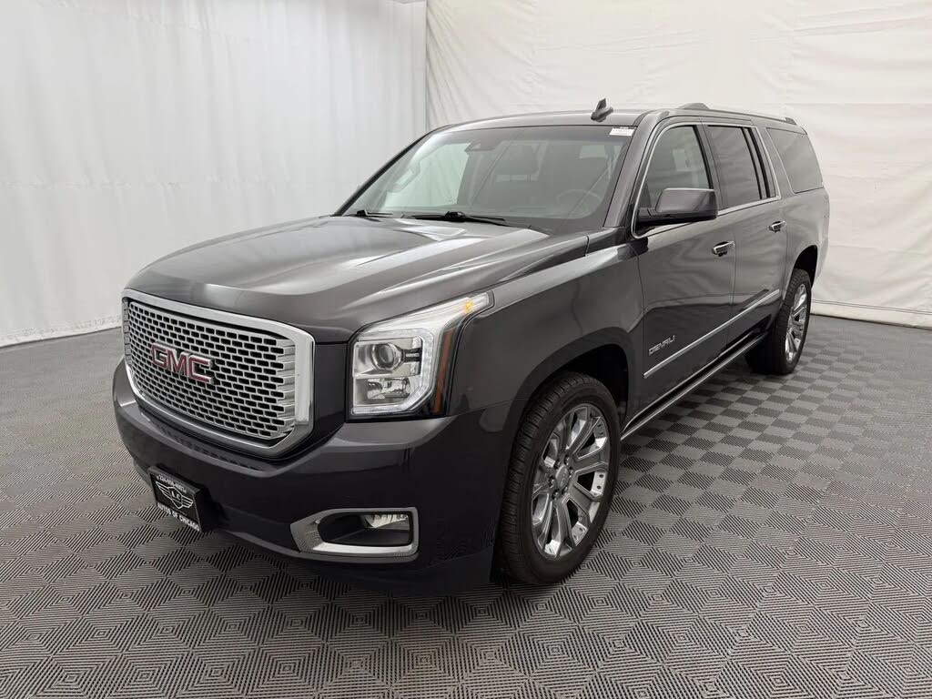 2017 GMC Yukon XL Denali 4WD – Luxury Full-Size SUV