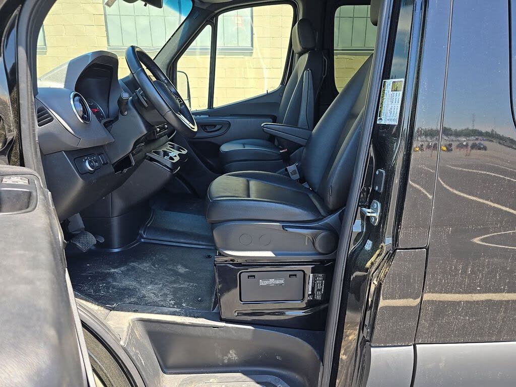 2024 Mercedes-Benz Sprinter 2500 – Spacious & Reliable Passenger Van
