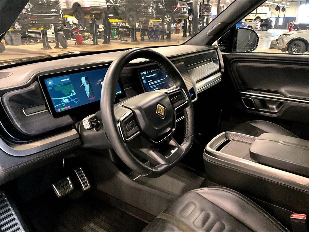 2024 Rivian R1S Adventure Quad Motor AWD- SUV